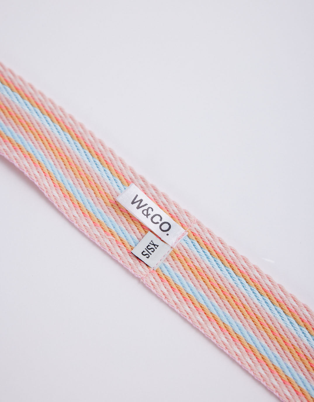 White & Co. Vacay Belt (Coral)