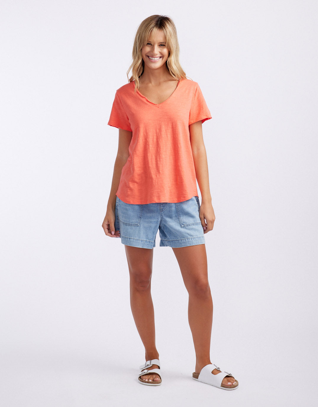 White & Co. Original V Neck T-Shirt (Melon)