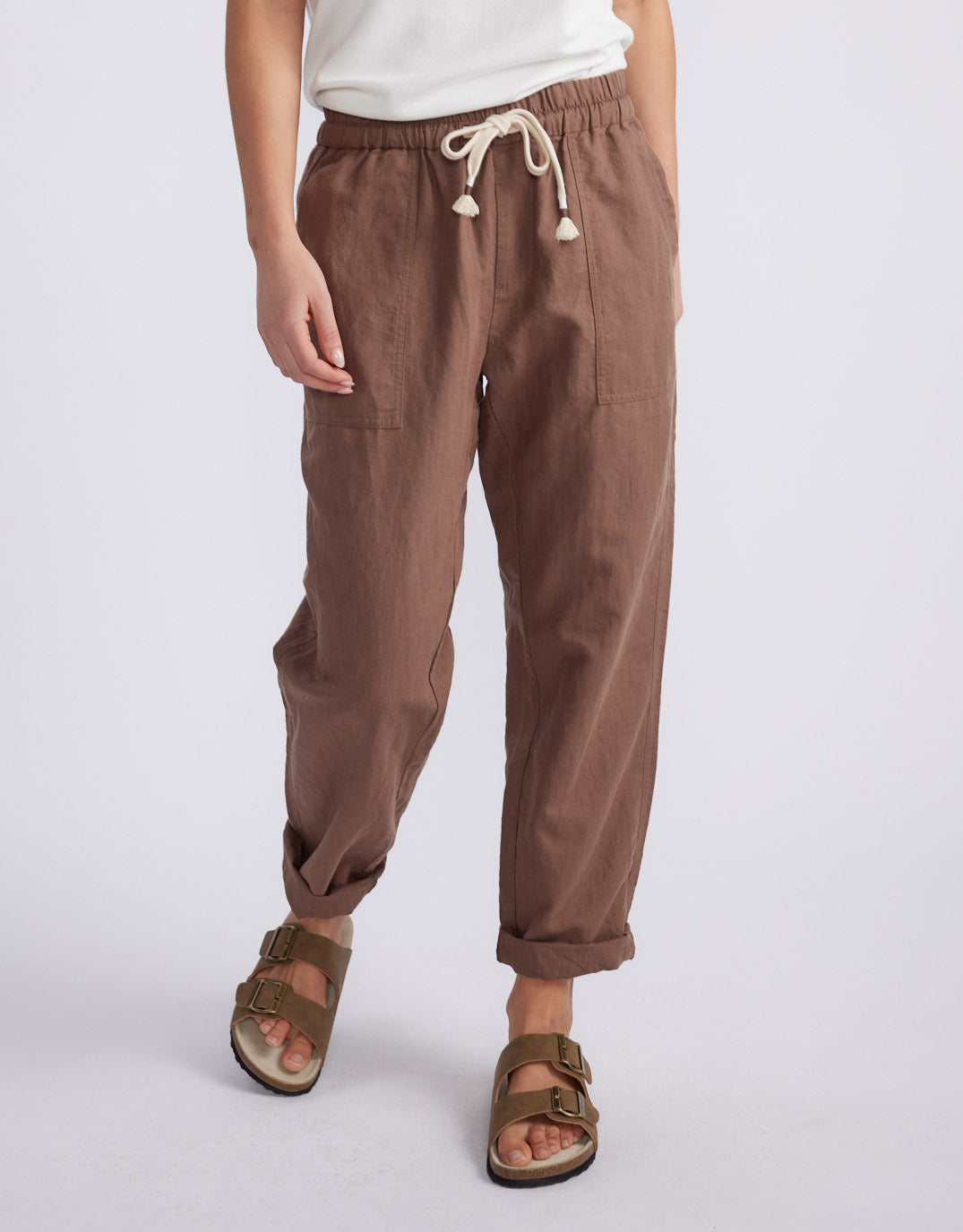 White & Co. Linen Beach Comber Pant (Chocolate)
