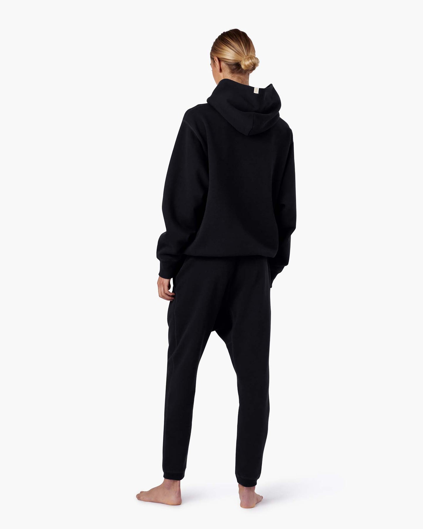 Core Fleece Hoodie (Black)
