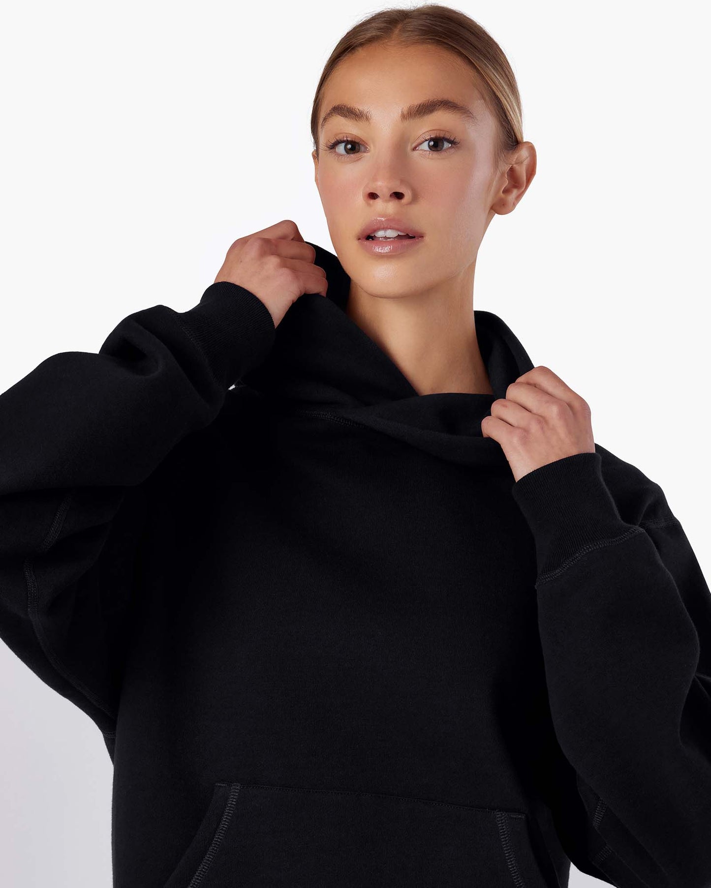 Core Fleece Hoodie (Black)