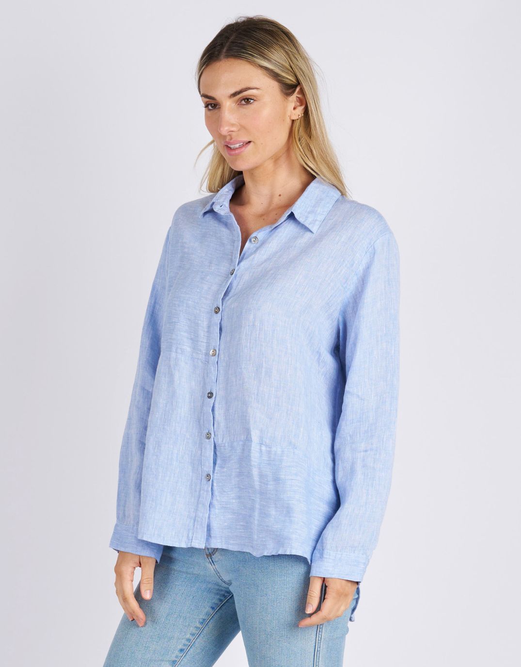 Worthier The Label Veya Linen Shirt (Chambray)